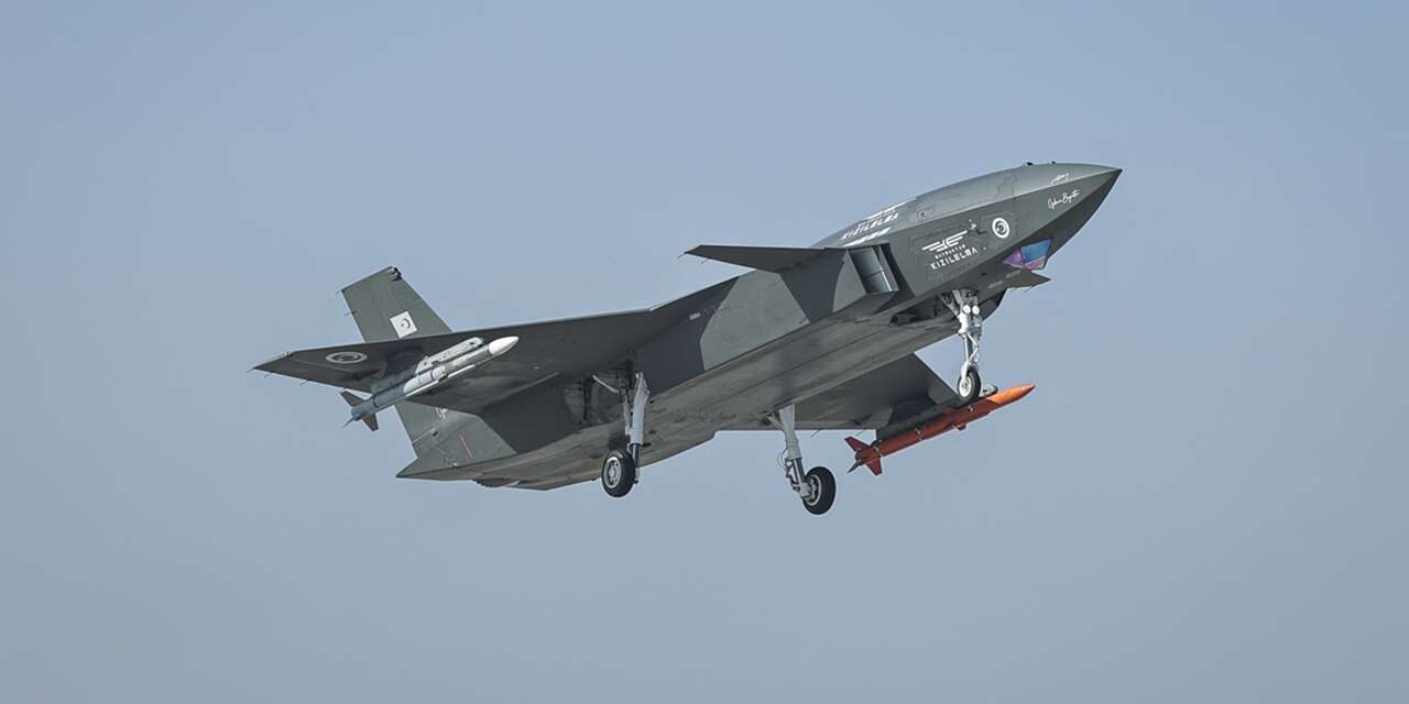 Bayraktar KIZILELMA tarihe geçti! Dünyada ilk oldu