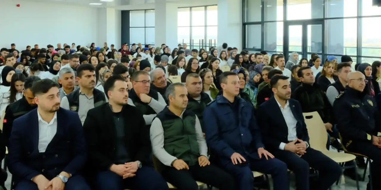 Konya'da binlerce umut yeşerdi