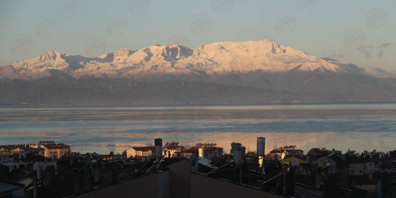 Konya 2 günde yağışla coştu