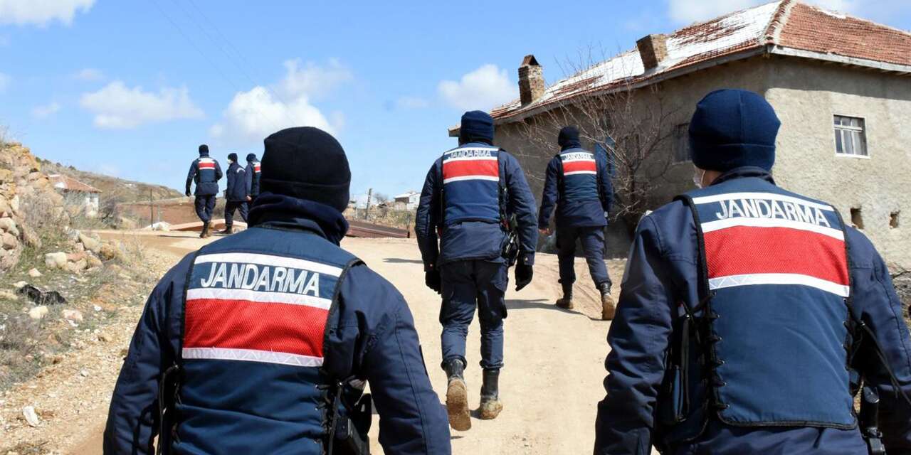 Konya’da Jandarmadan peş peşe uyuşturucu operasyonları