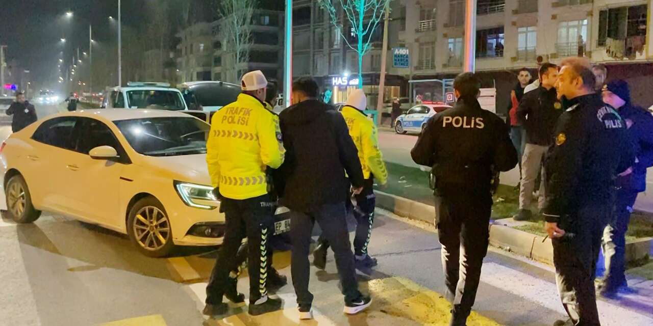 Alkollüyken trafiğe çıkıp kaza yaptı, çarptığı kişi emniyet müdürü çıktı