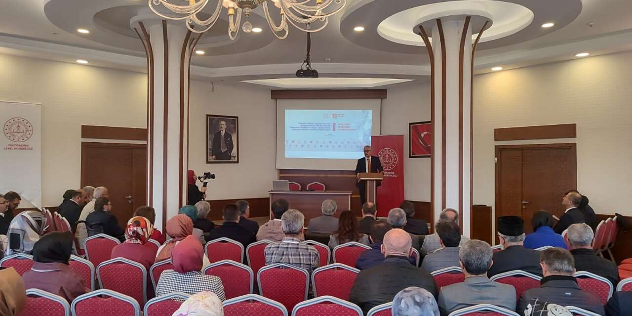 4 ilden öğretmenler Konya’da toplandı