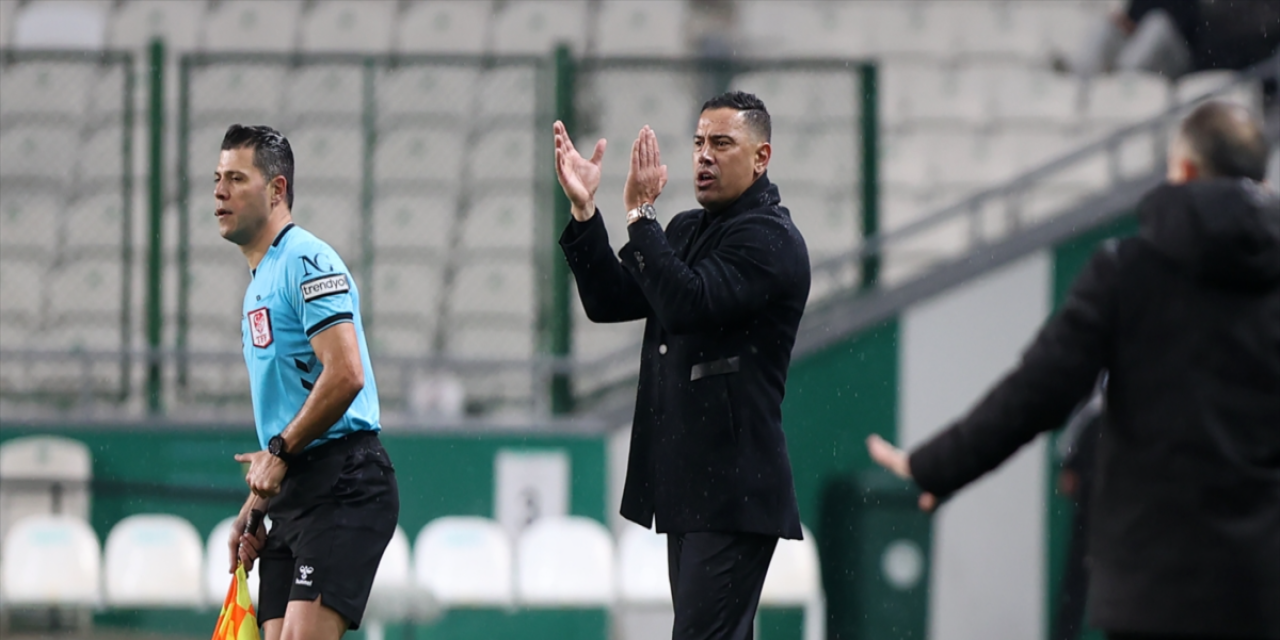 Konyaspor’da Çağdaş Atan’dan taraftara çağrı