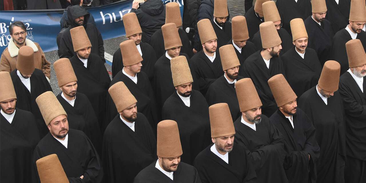 Konya’da ‘Huzur Vakti’ yürüyüşle başladı