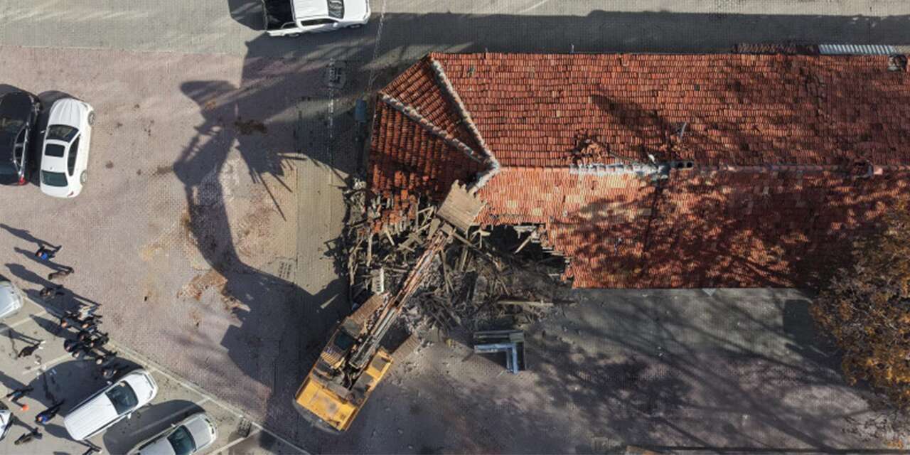 Konya’da iş yeri yıkımı başladı