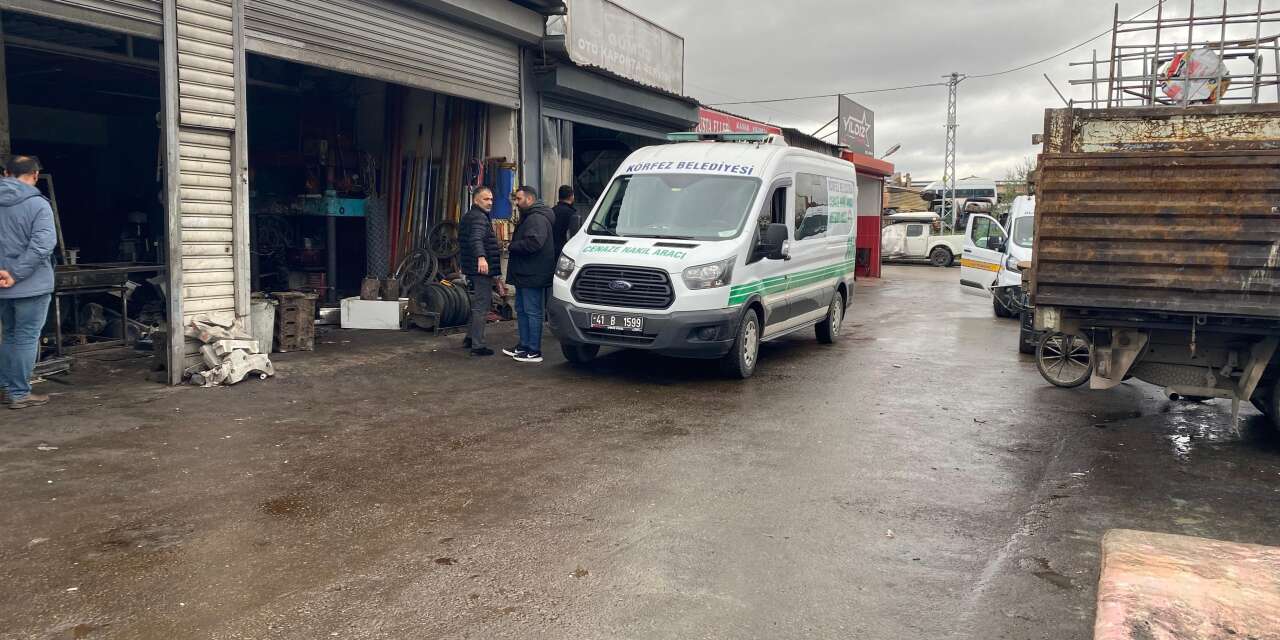 Arkadaşının davetiyle kaldığı iş yerinde ölü bulundu