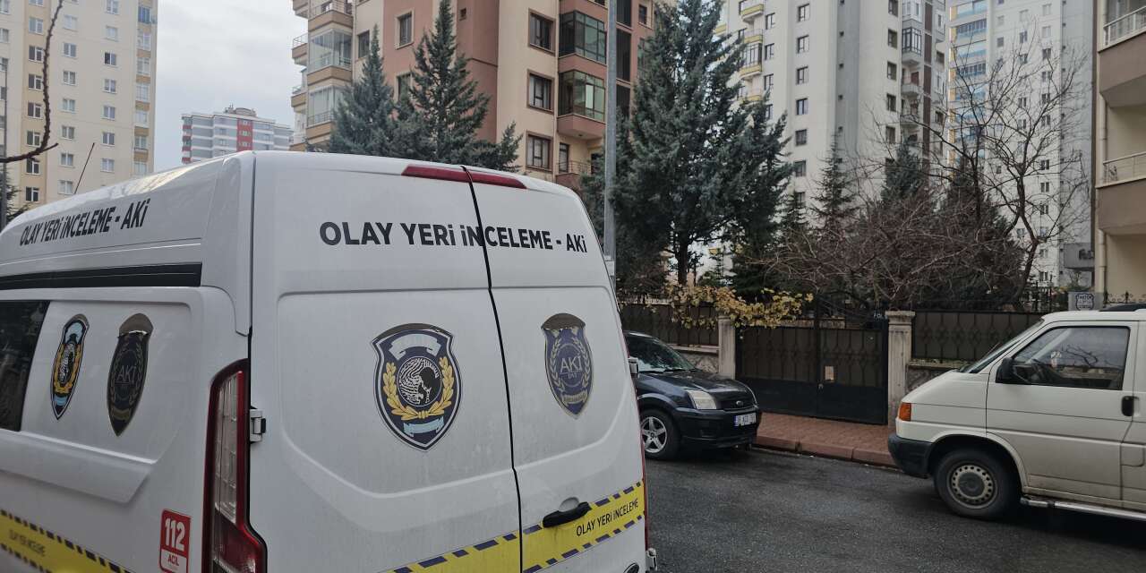 Kendi karısını bulamayınca, görevlinin karısını öldürdü