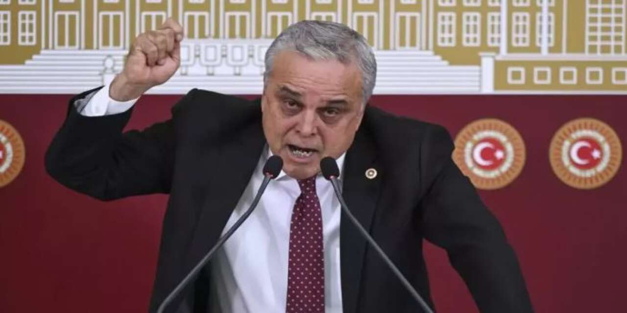 CHP’de kazan kaynamaya devam ediyor! Hasan Ufuk Çakır istifa etti