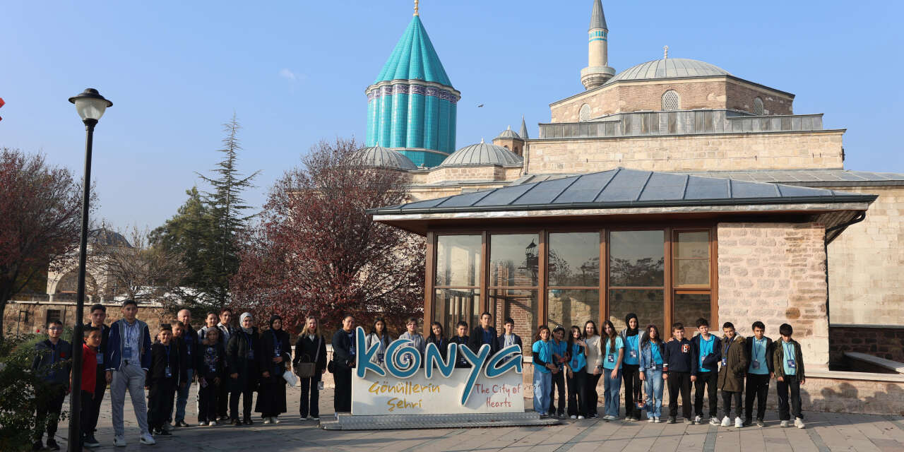 Konya Büyükşehir 45 bin öğrenciyi yola çıkardı