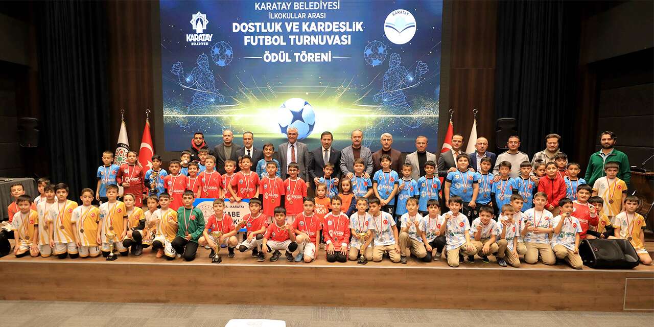 Konya’da ilkokullar arası futbol turnuvası büyük ilgi gördü