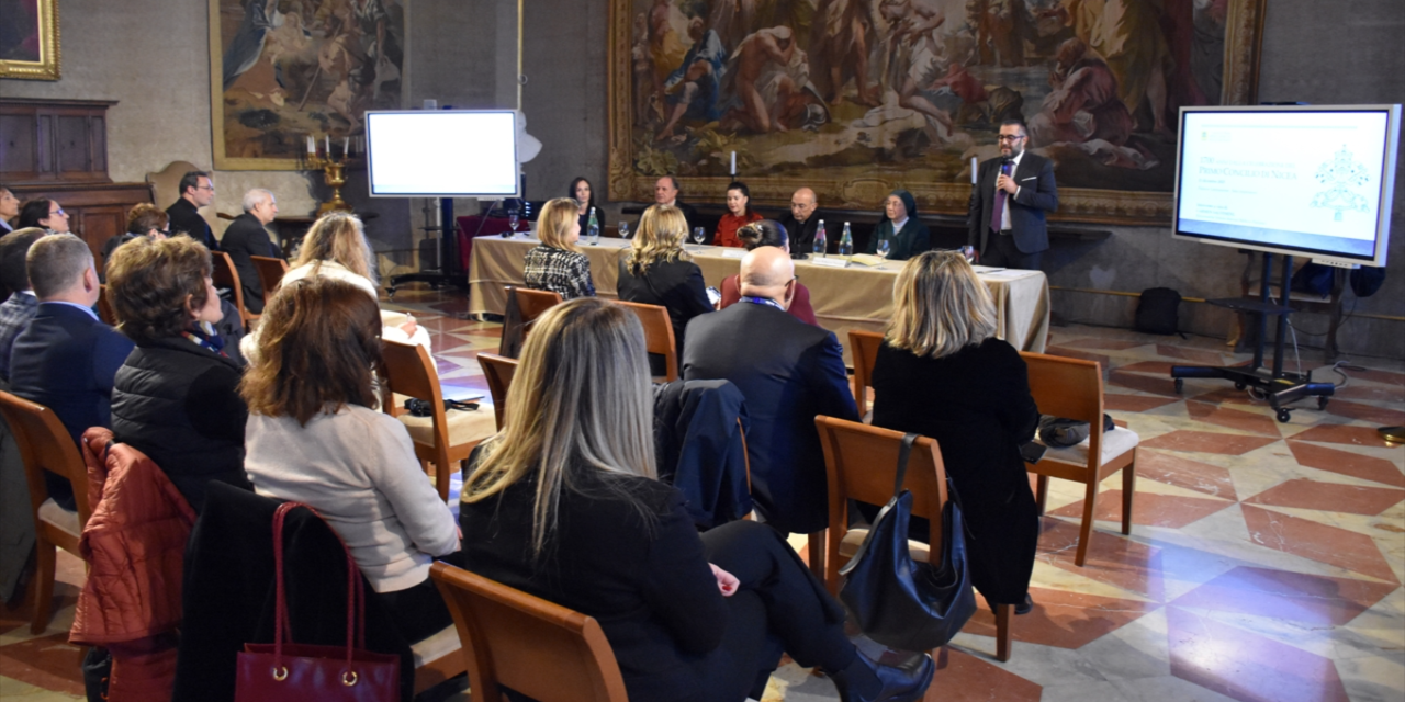 Vatikan'da Türkiye'deki inanç turizmine yönelik destinasyonlar tanıtıldı