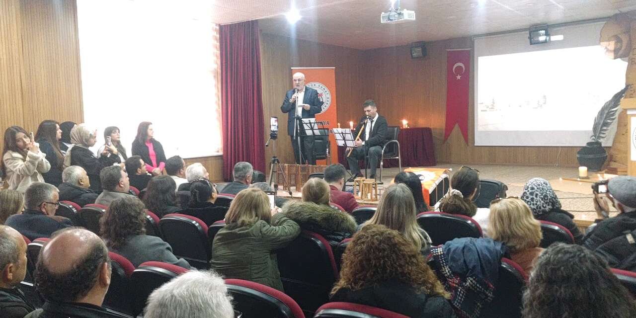 Konya’da Mevlana'ya özel şiir şöleni