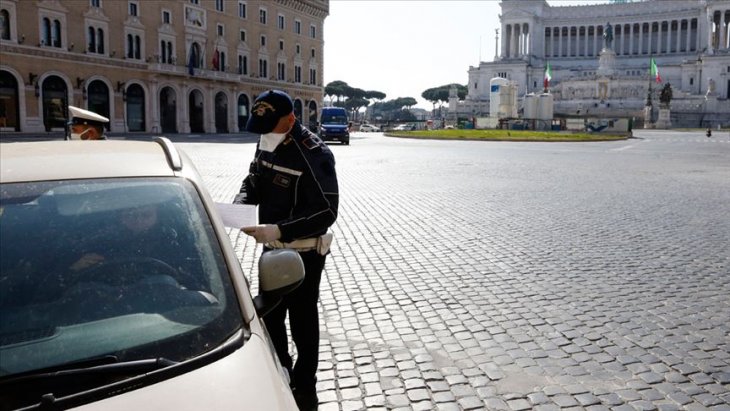 İtalya'da Kovid-19 karantinası 10 gün uzatıldı