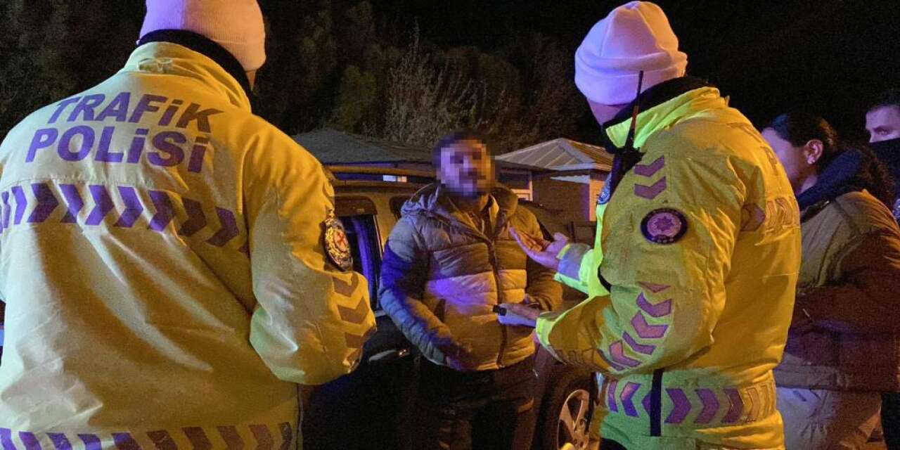 Alkollü sürücünün krom savunması pes dedirtti