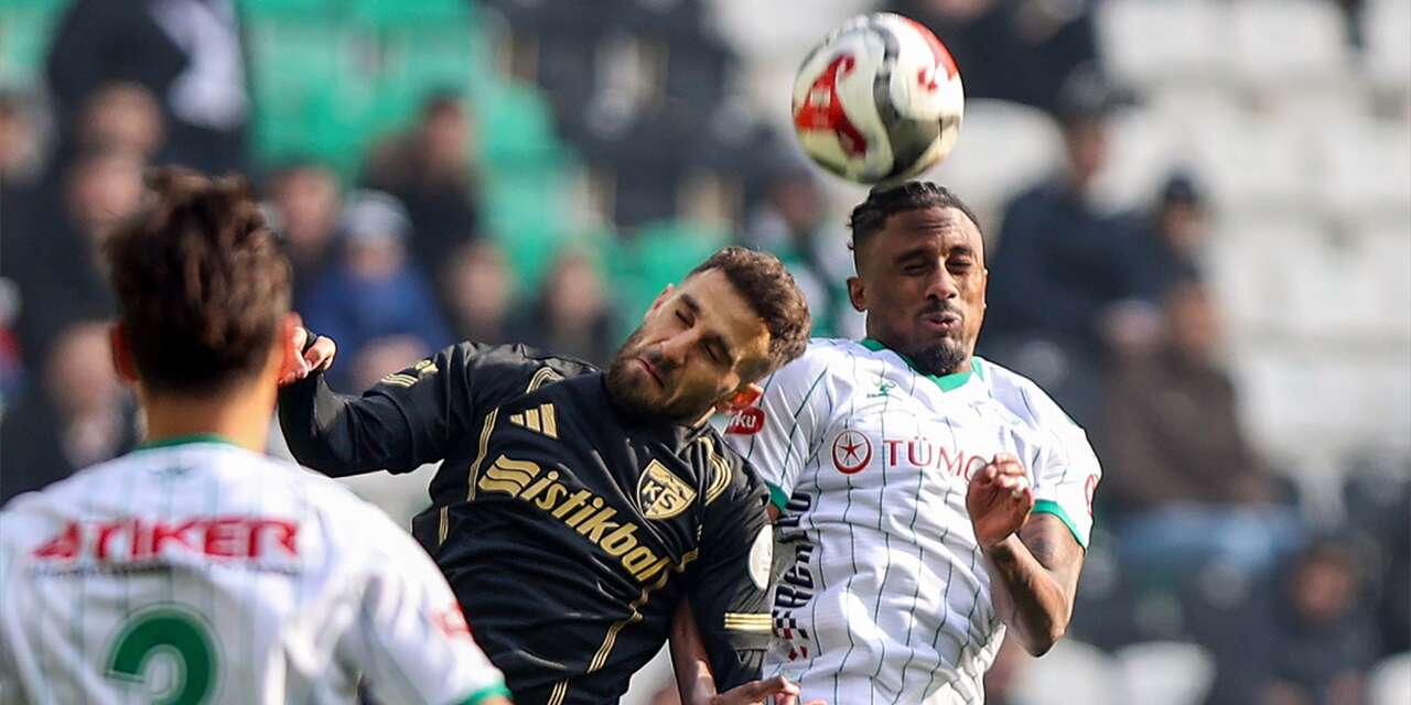 Konyaspor son dakikada yıkıldı