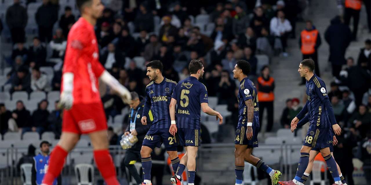 Fenerbahçe liderliğe yükseldi! 3 puan 3 golle geldi