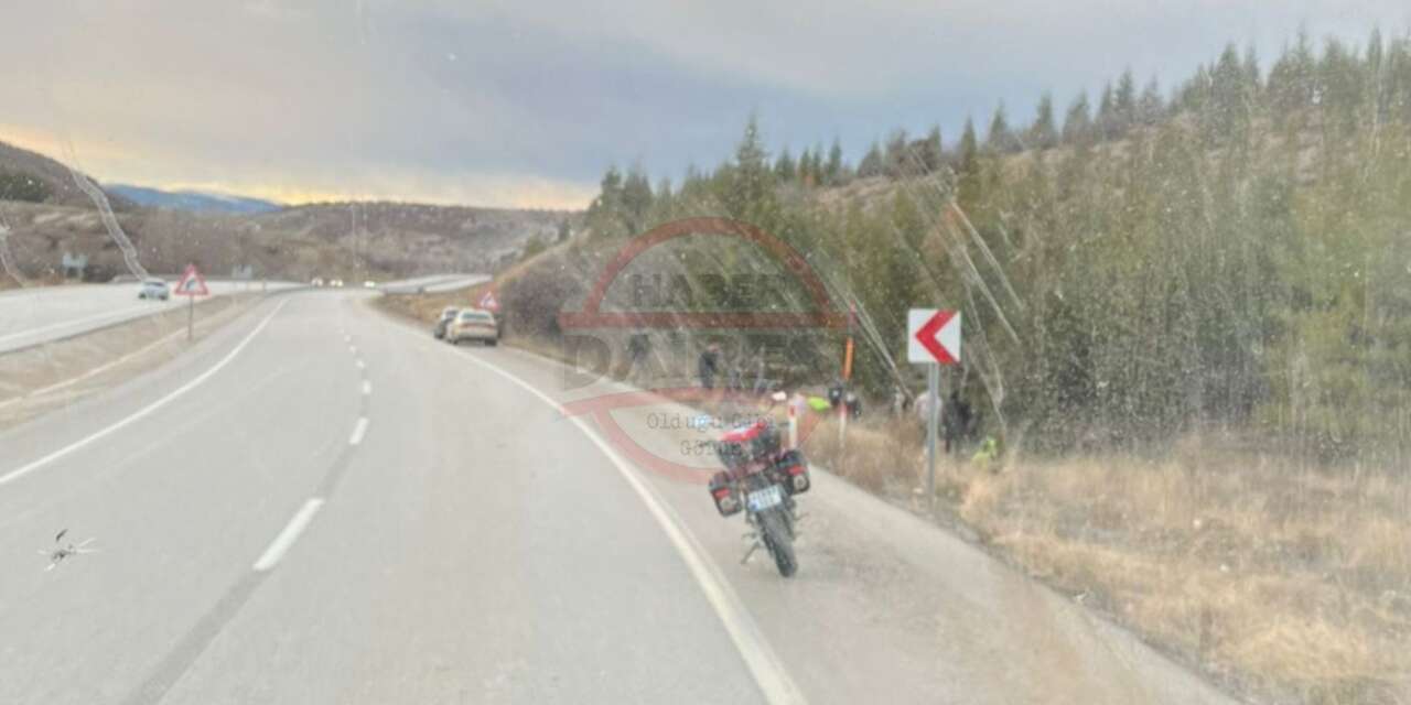 Konya’da motosiklet devrildi! 2 yaralı var