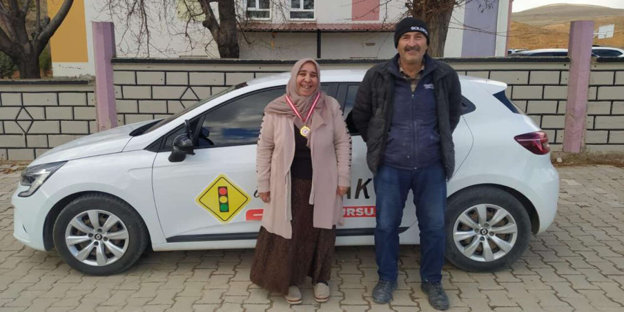 Konya’da azmin adı pazarcı Fatma Odabaşı oldu