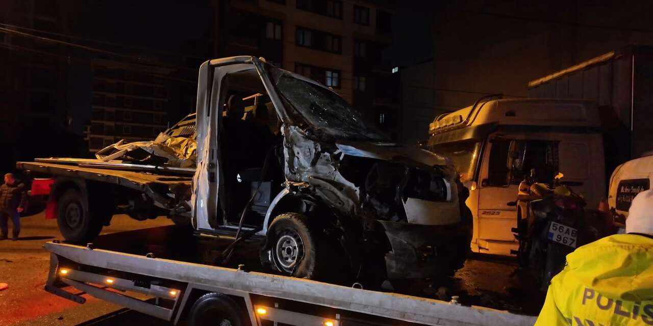 Alkollü sürücü dehşet saçtı! 4 kişi hastanelik oldu