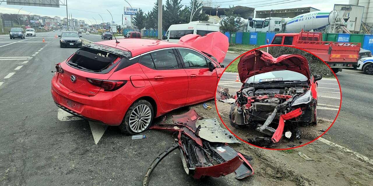 Trafikte dehşet anları! Işıkta bekleyen araçları biçti