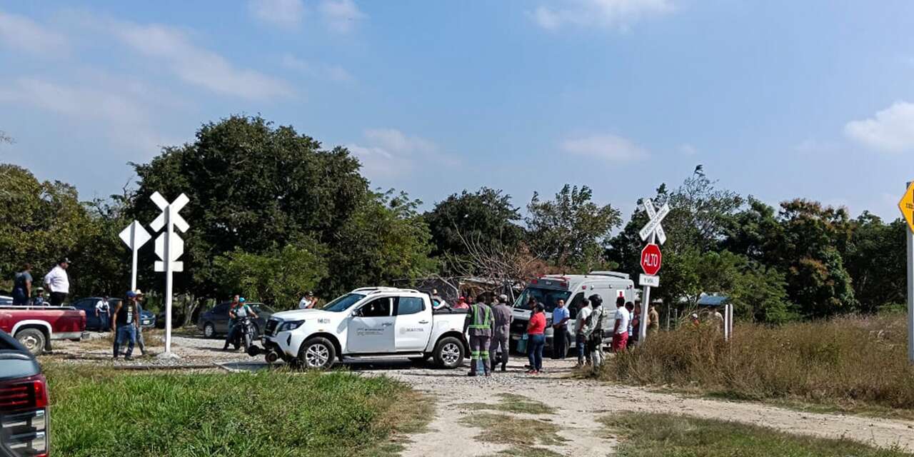 Yolcu treni devrildi! 13 ölü, 98 yaralı var