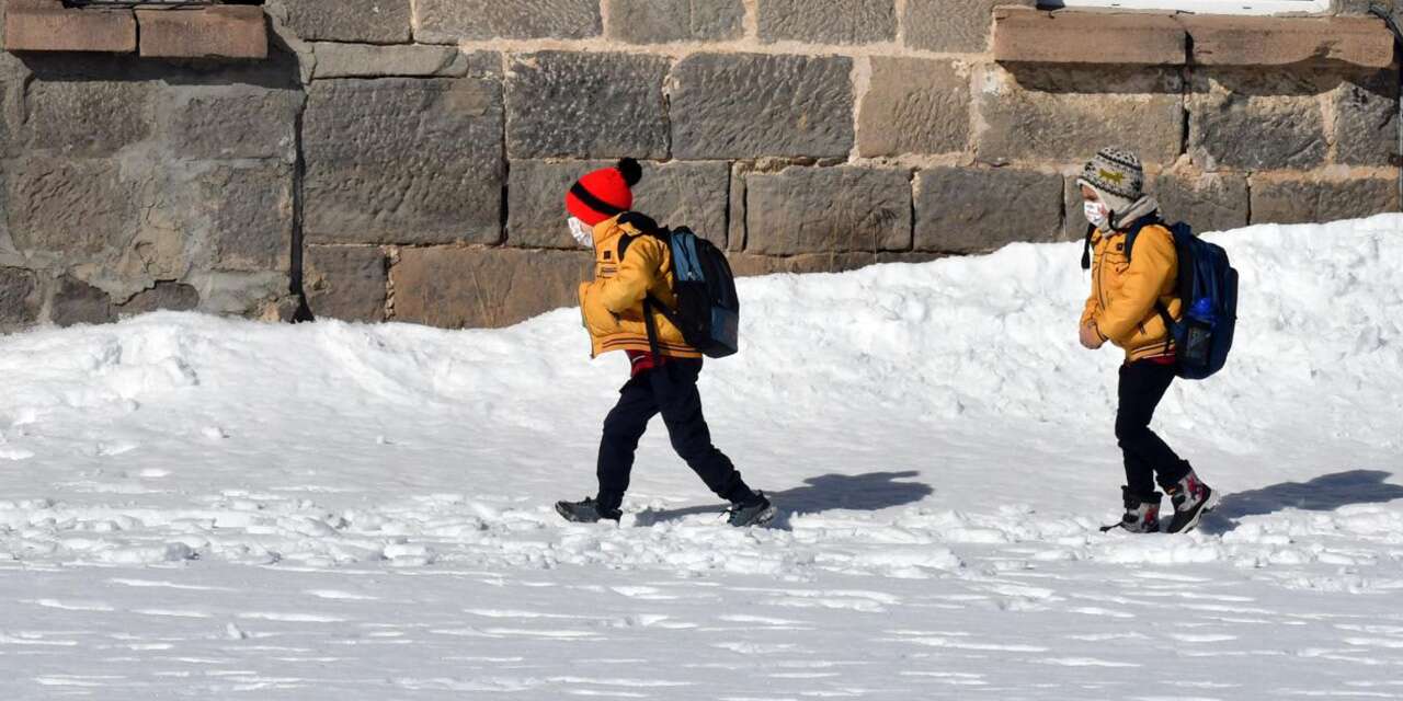 Konya’da eğitime kar engeli! Bir ilçede okullar tatil edildi