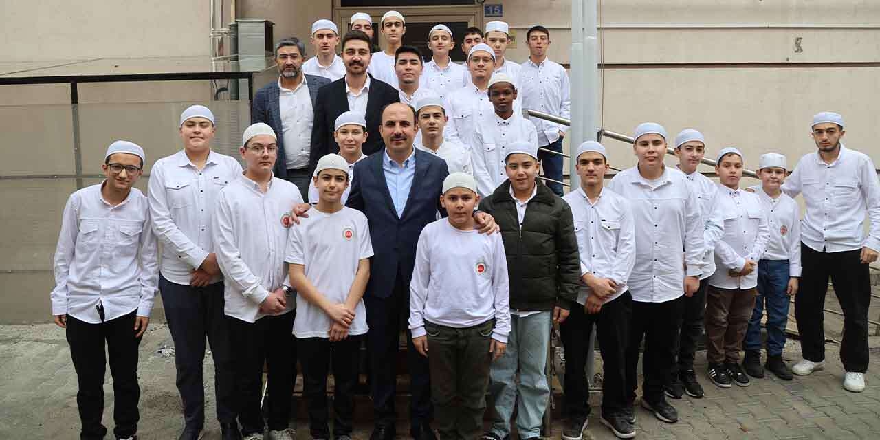 Başkan Altay’dan yılın son gününde anlamlı ziyaret