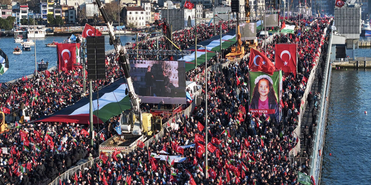 2026’nın ilk günü yüzler binler Gazze için ayakta