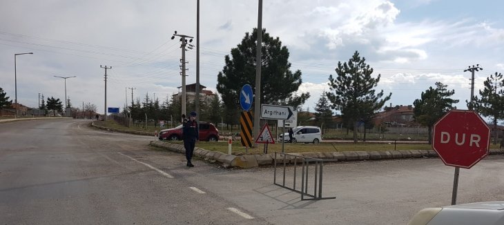 Konya'da bir mahallede daha koronavirüs karantinası
