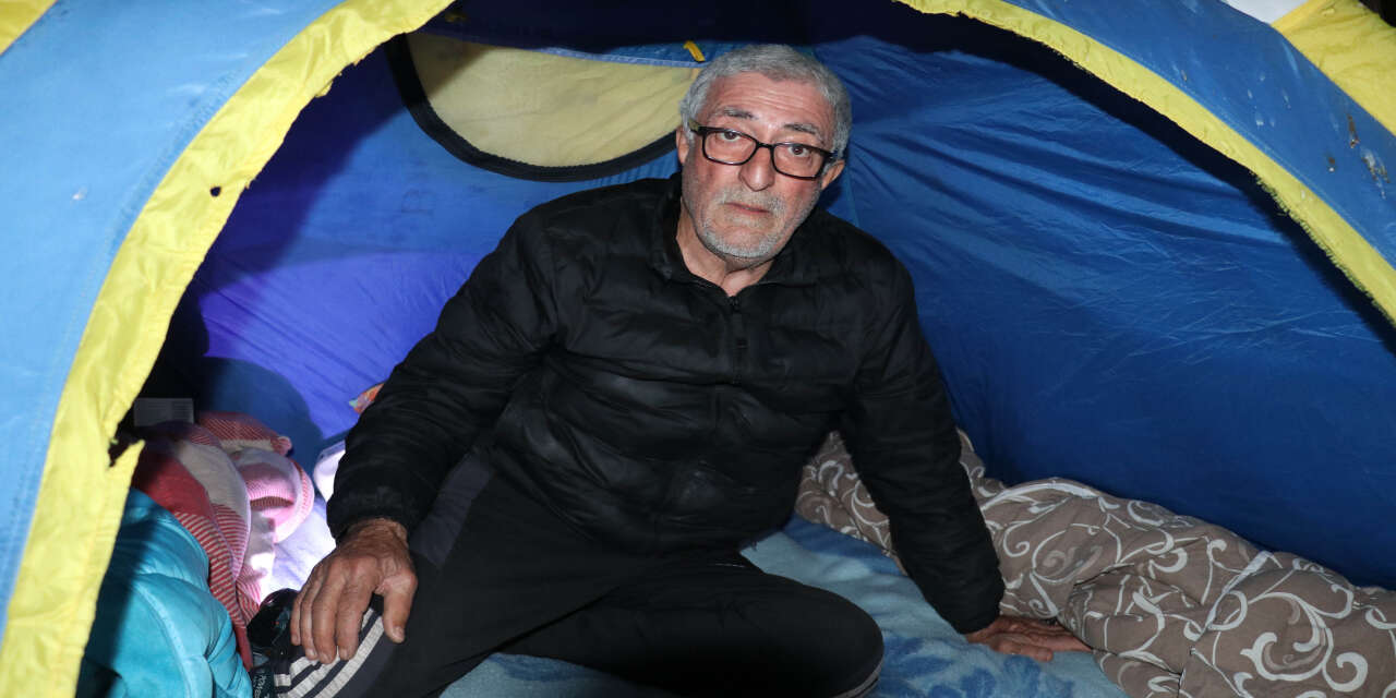 Karısının uykusunda bıçakladığı Konyalı TIR şoförü sokakta kaldı