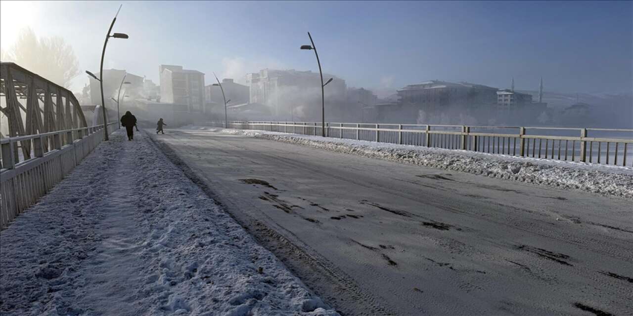 Türkiye'nin en soğuk ili sıfırın altında 39,7 dereceyi gördü