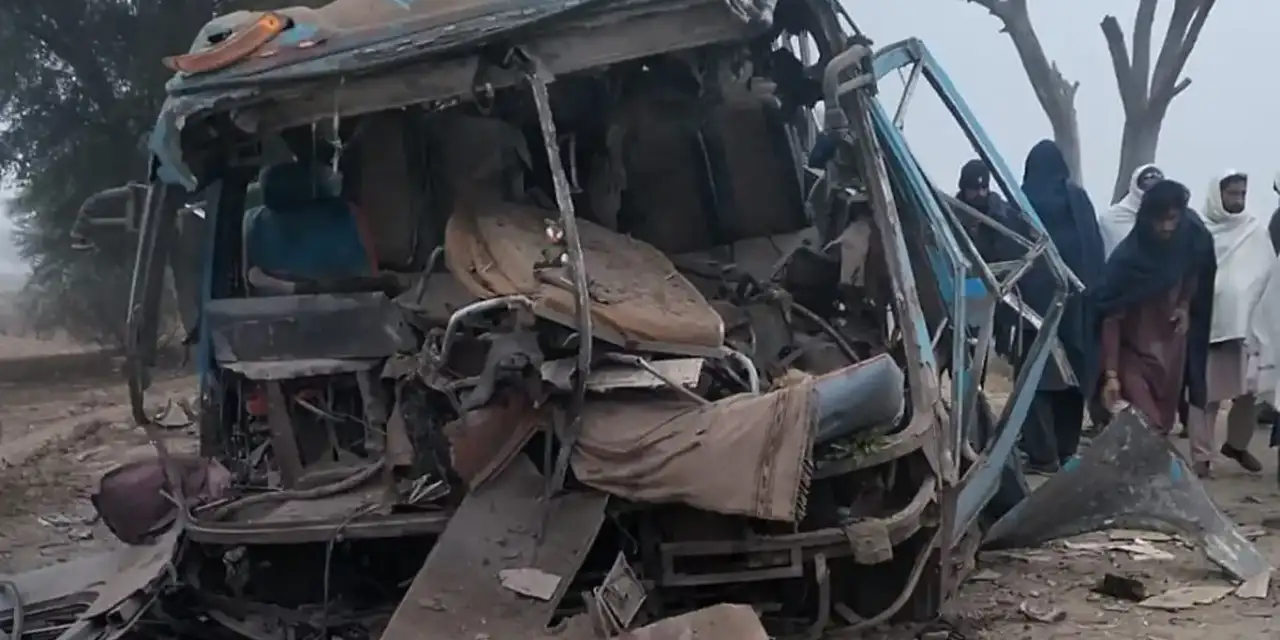 Fabrika işçilerini taşıyan otobüse bombalı saldırı! 1 ölü, 8 yaralı var