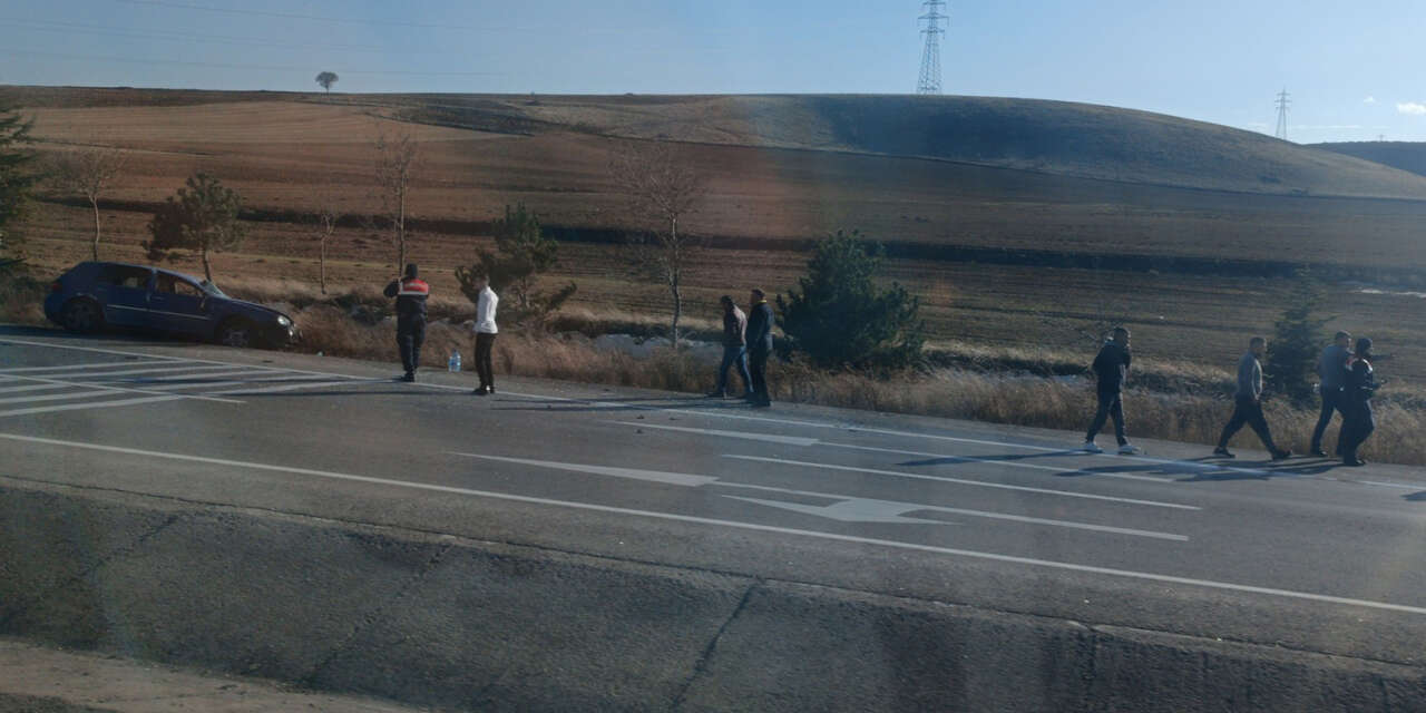 Konya’da otomobil takla attı! 2 yaralı var