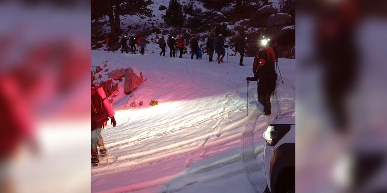 24 kişi dağlık alanda mahsur kaldı, ekipler yardıma koştu