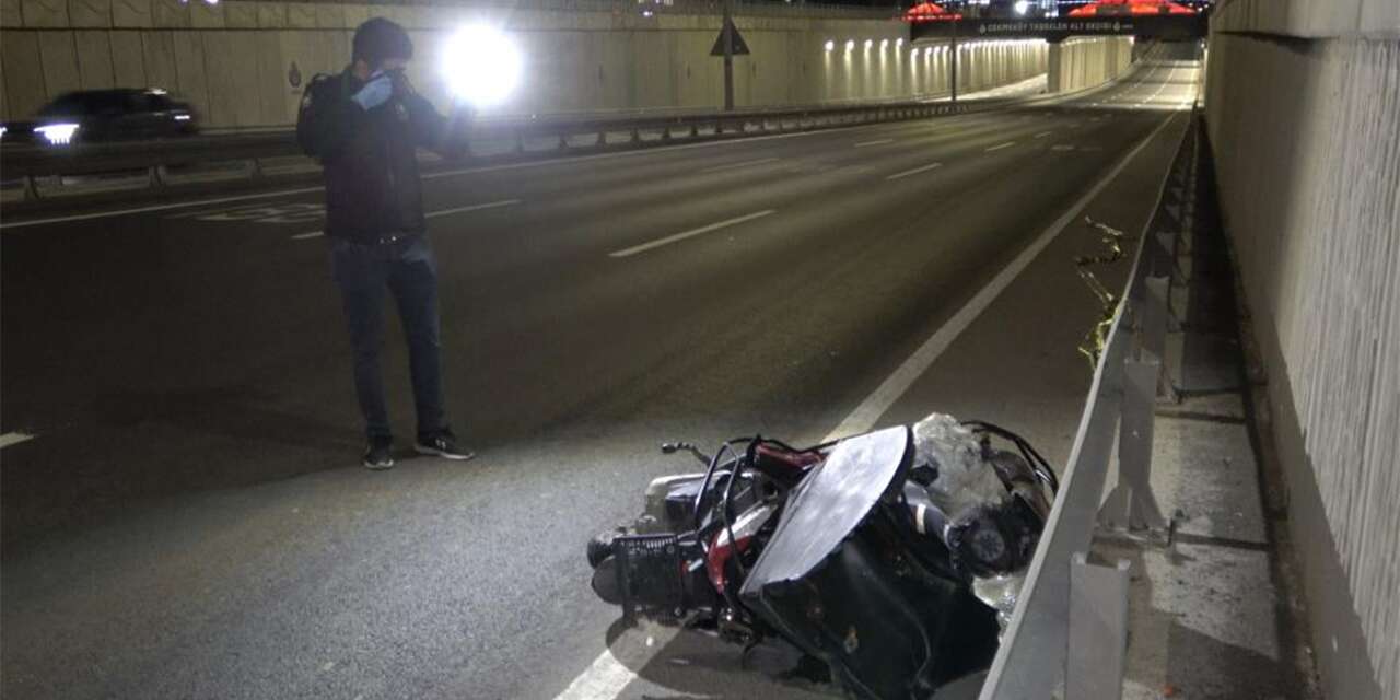 Makas atan araç motokuryeyi hayattan kopardı