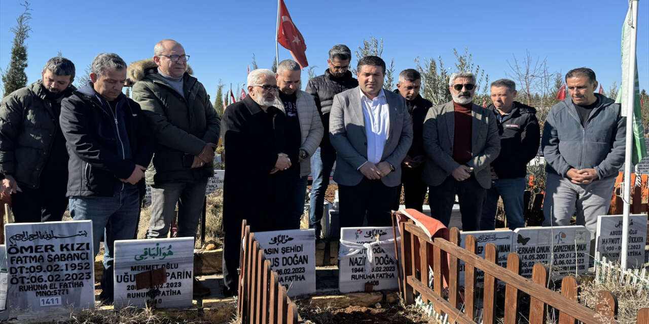 Depremlerde hayatını kaybeden gazeteciler anıldı