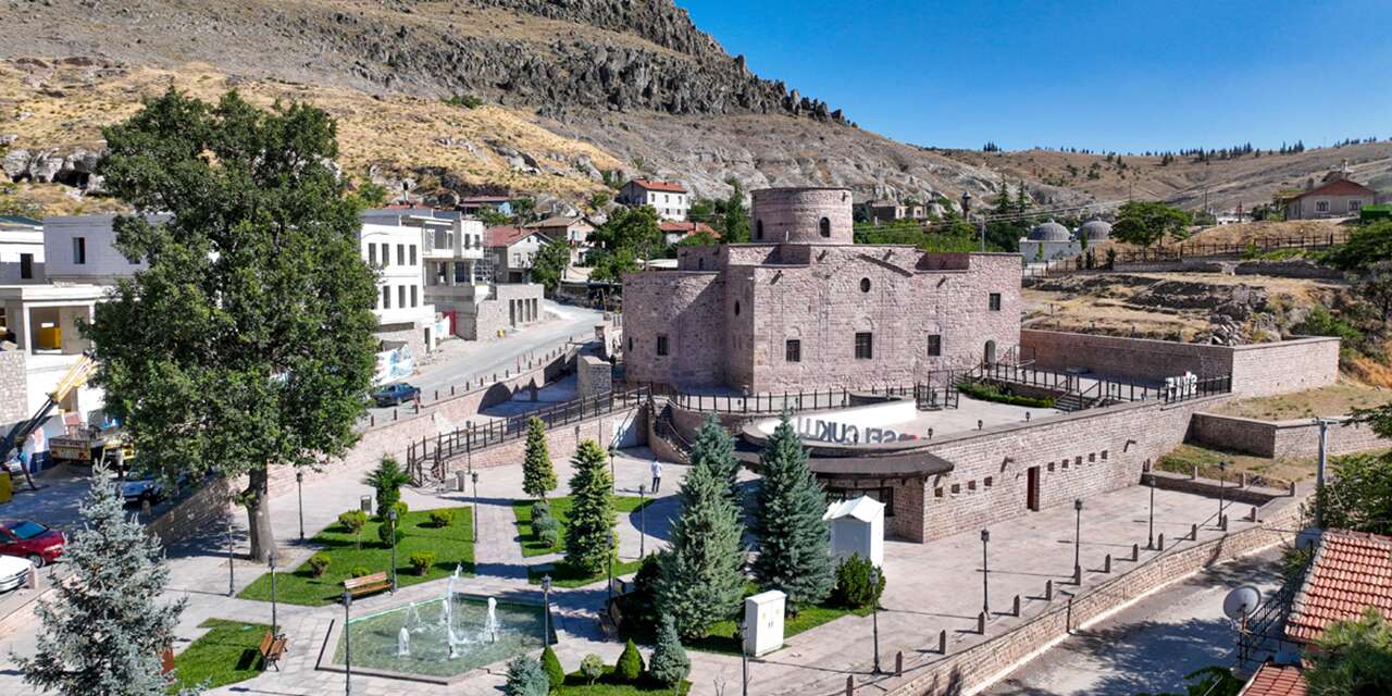 Konya turizminin gözdesi ziyaretçi akınına uğruyor