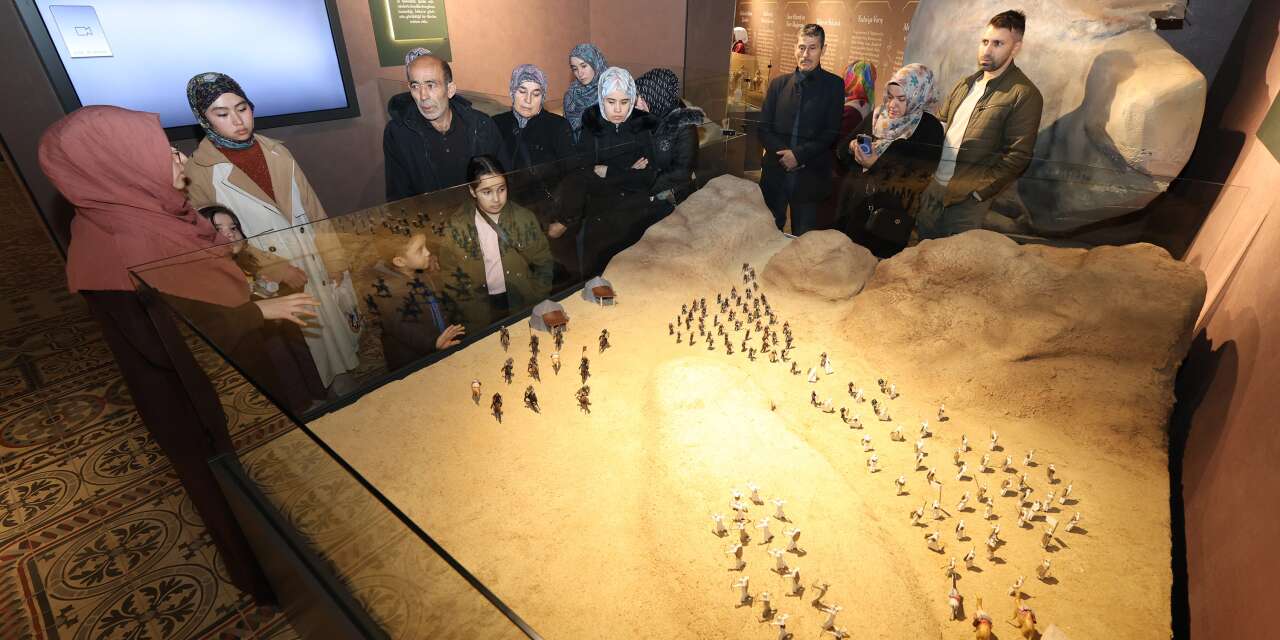 Konya Siyer Sergisi’ne yoğun ilgi