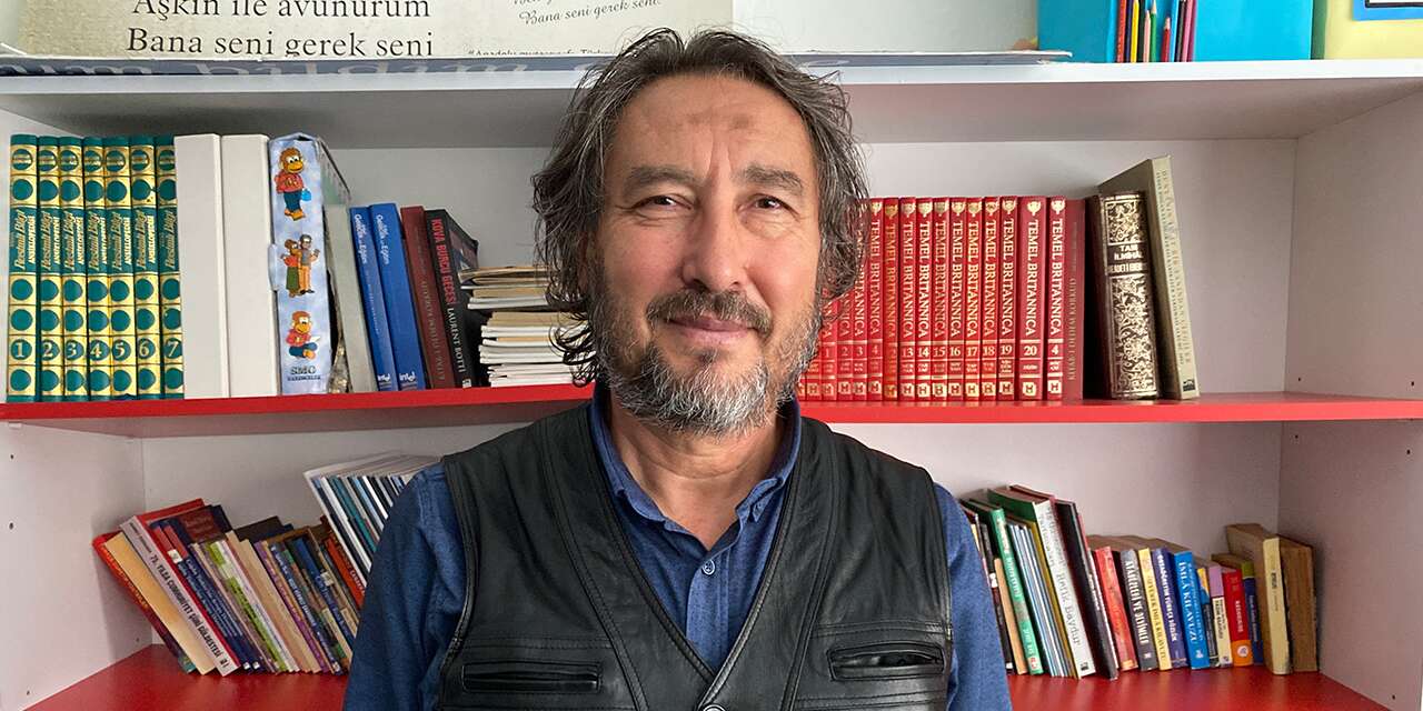 Şarja taktığı telefonu ünlü yaptı