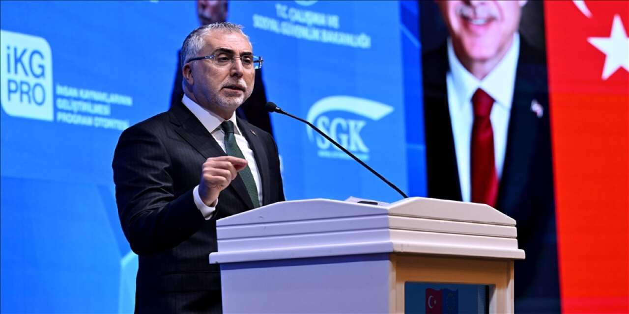 Çalışma ve Sosyal Güvenlik Bakanı Işıkhan'dan CHP'ye emekli tepkisi