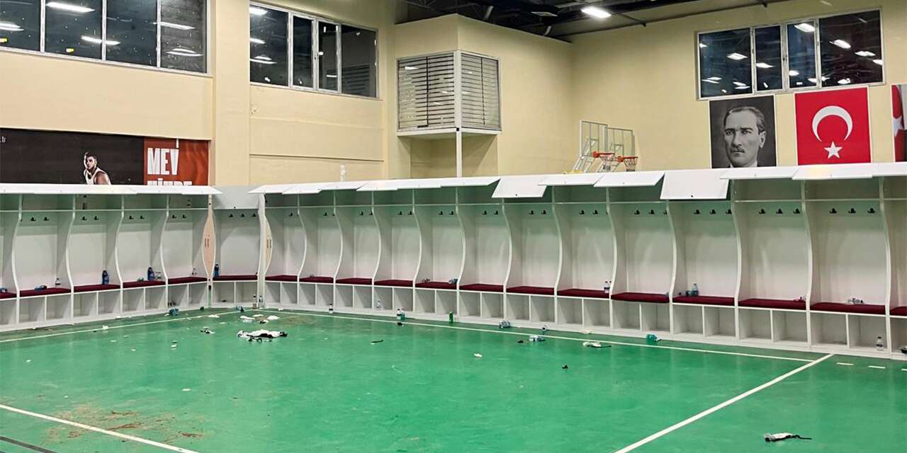 Galatasaray’ın Fethiye’deki soyunma odası gündem oldu