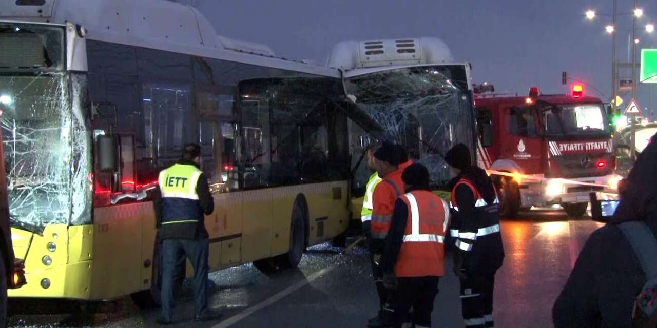 3 otobüs çarpıştı! Yolcular savruldu, 5 yaralı var