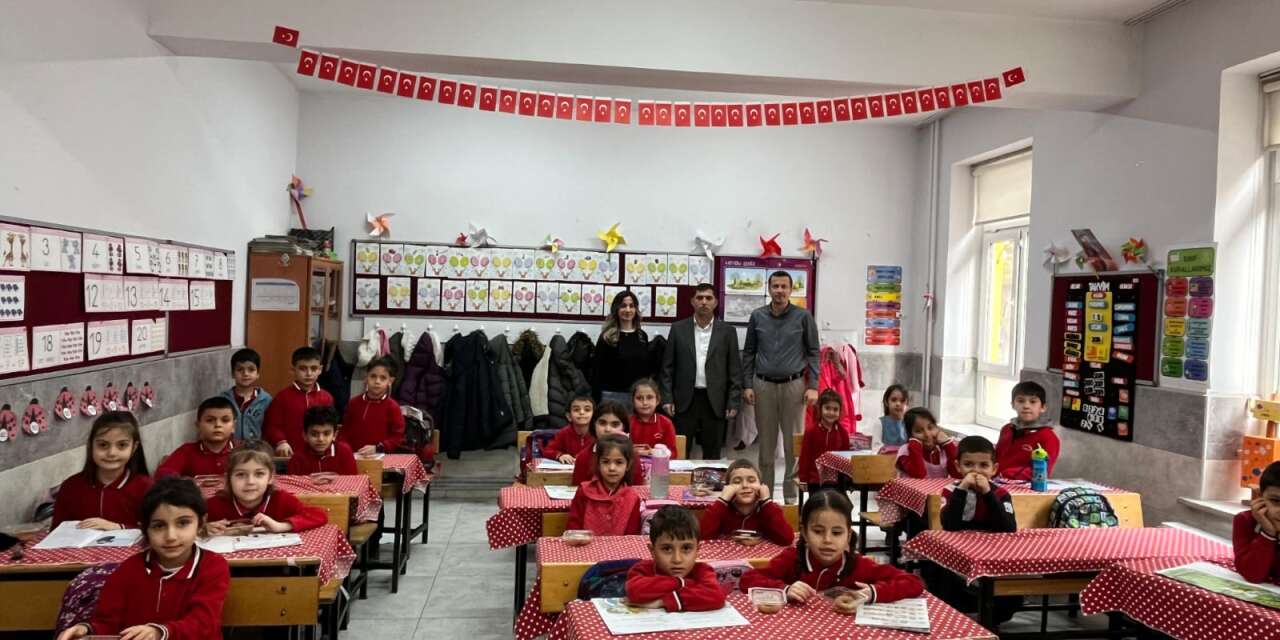 Konya Karapınar’da Miraç Kandili sevinci okulda paylaşıldı