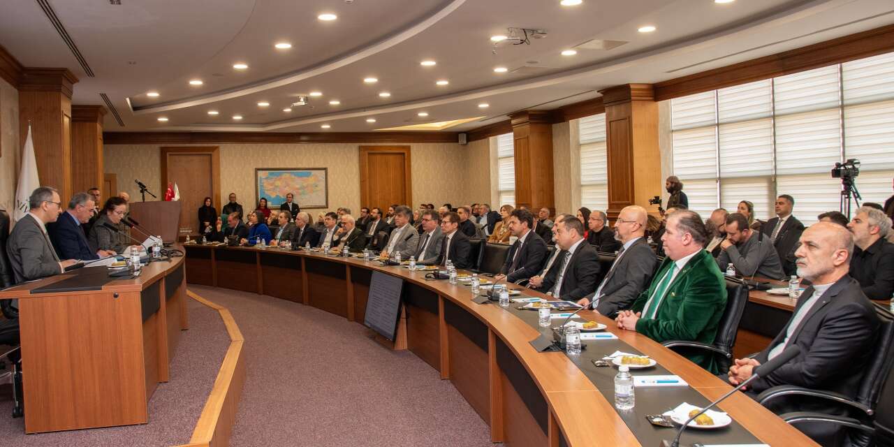 Selçuk Üniversitesi mezunları, ilk genel kurul toplantısını yaptı