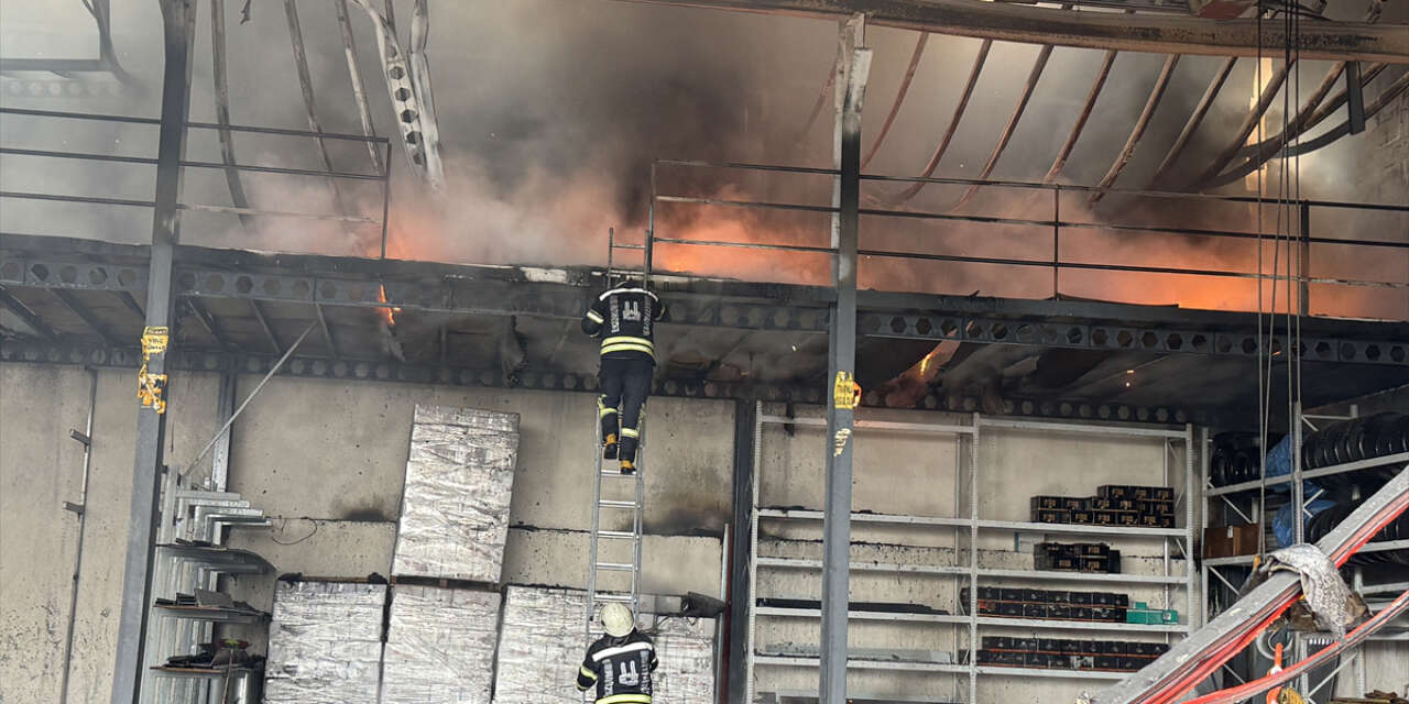 Keresteciler Sanayisinde patlama sonrası büyük yangın