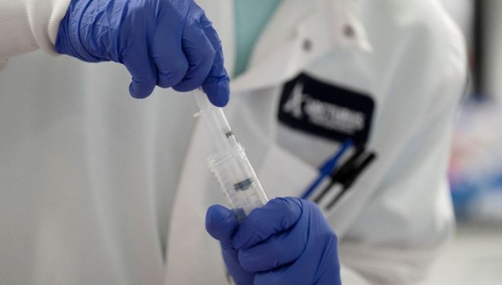 Türk doktor açıkladı: Koronavirüs aşısı fareler üzerinde başarılı oldu, insanlar için onay bekleniyor