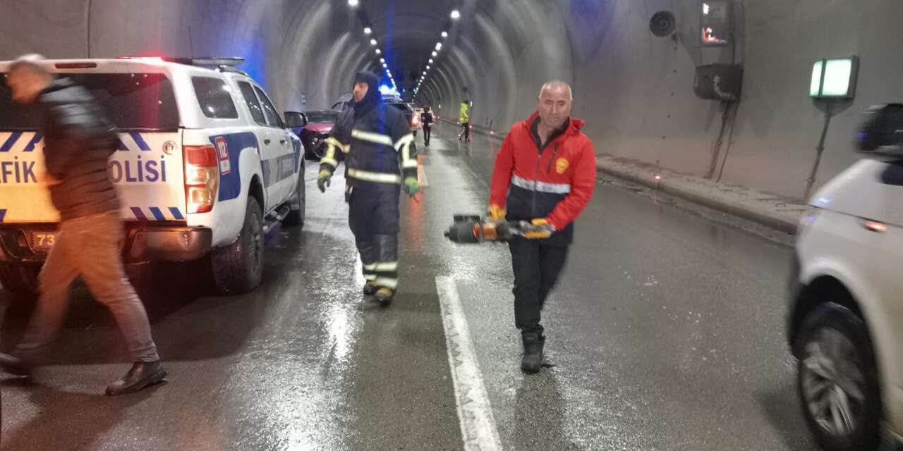 Zincirleme kazada Feyruz Yargı öldü, 6 kişi yaralandı
