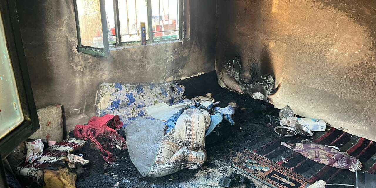 Servet Savar, yanan evinde can verdi