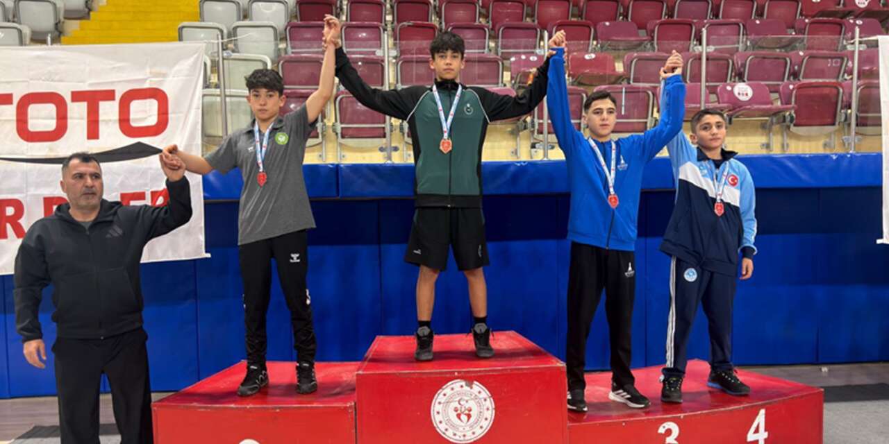 Konya’nın güreş takımı için Türkiye Şampiyonası yolu açıldı