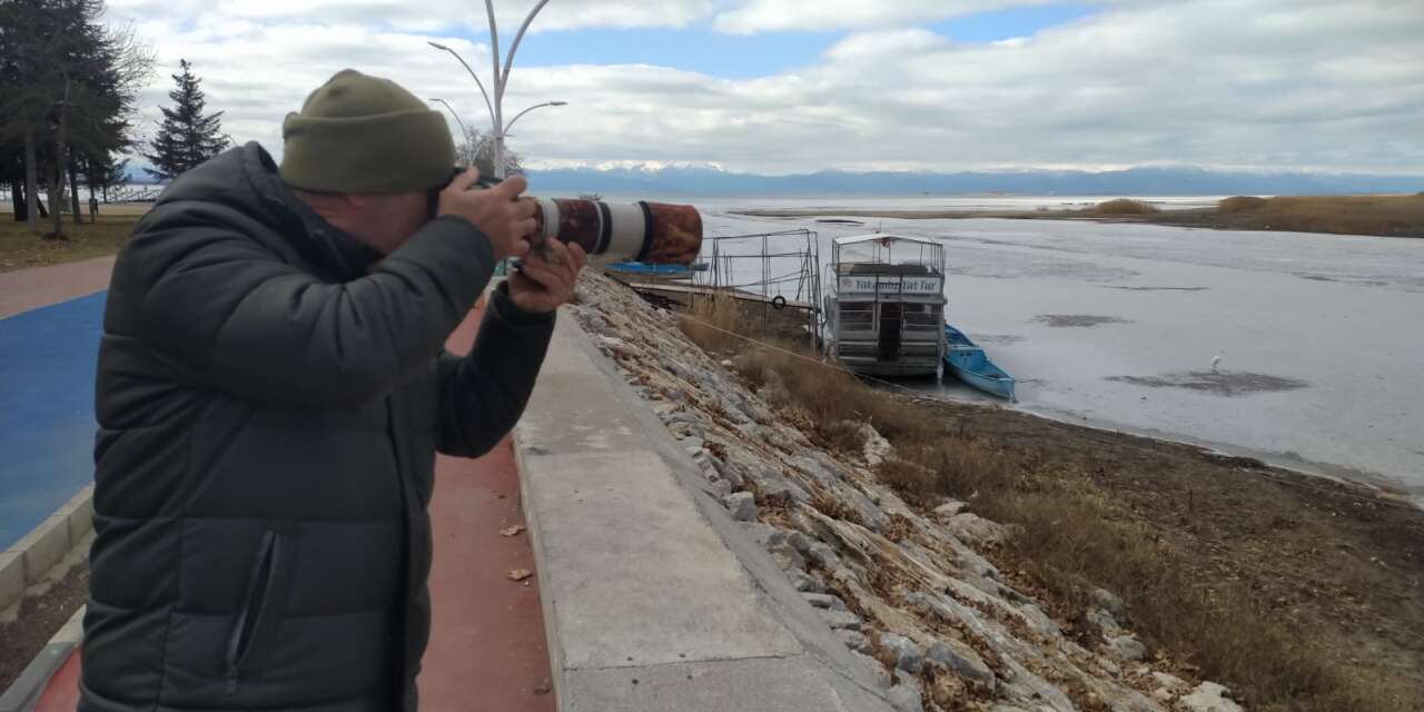 Konya’nın kuş cenneti emekli astsubayın kadrajında
